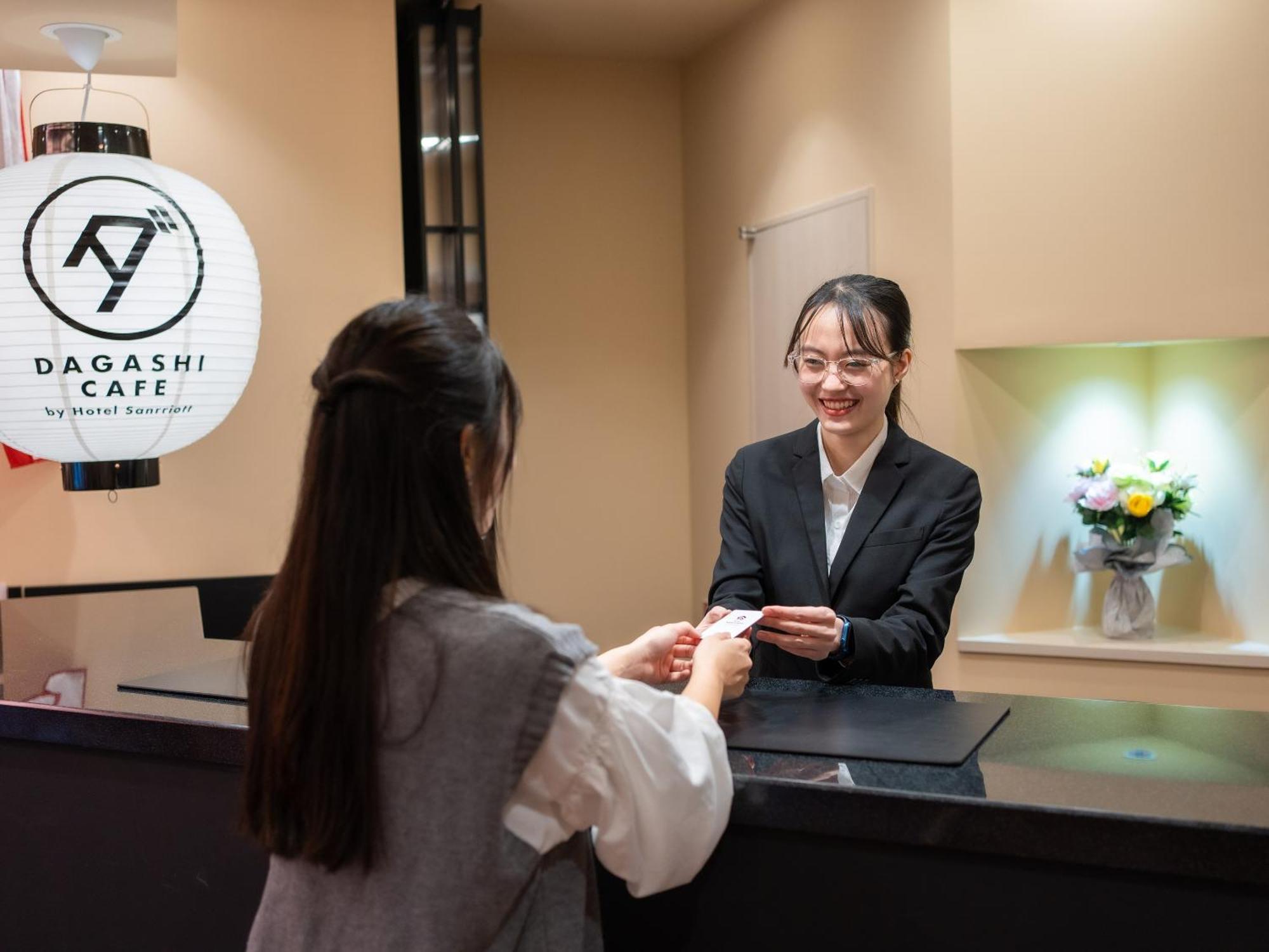 Hotel Sanrriott Shinsaibashi Osaka Dış mekan fotoğraf